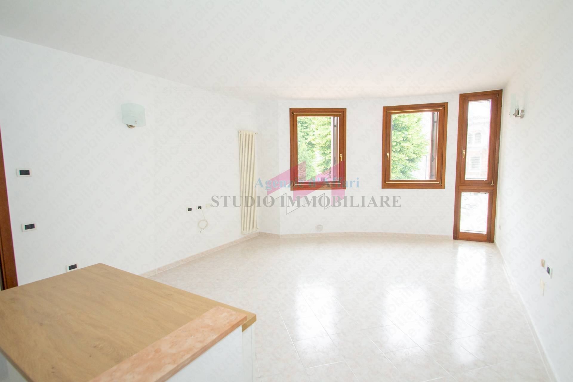 Foto 1 - Bilocale Via Mazzini
 
96, Bergantino - foto 1