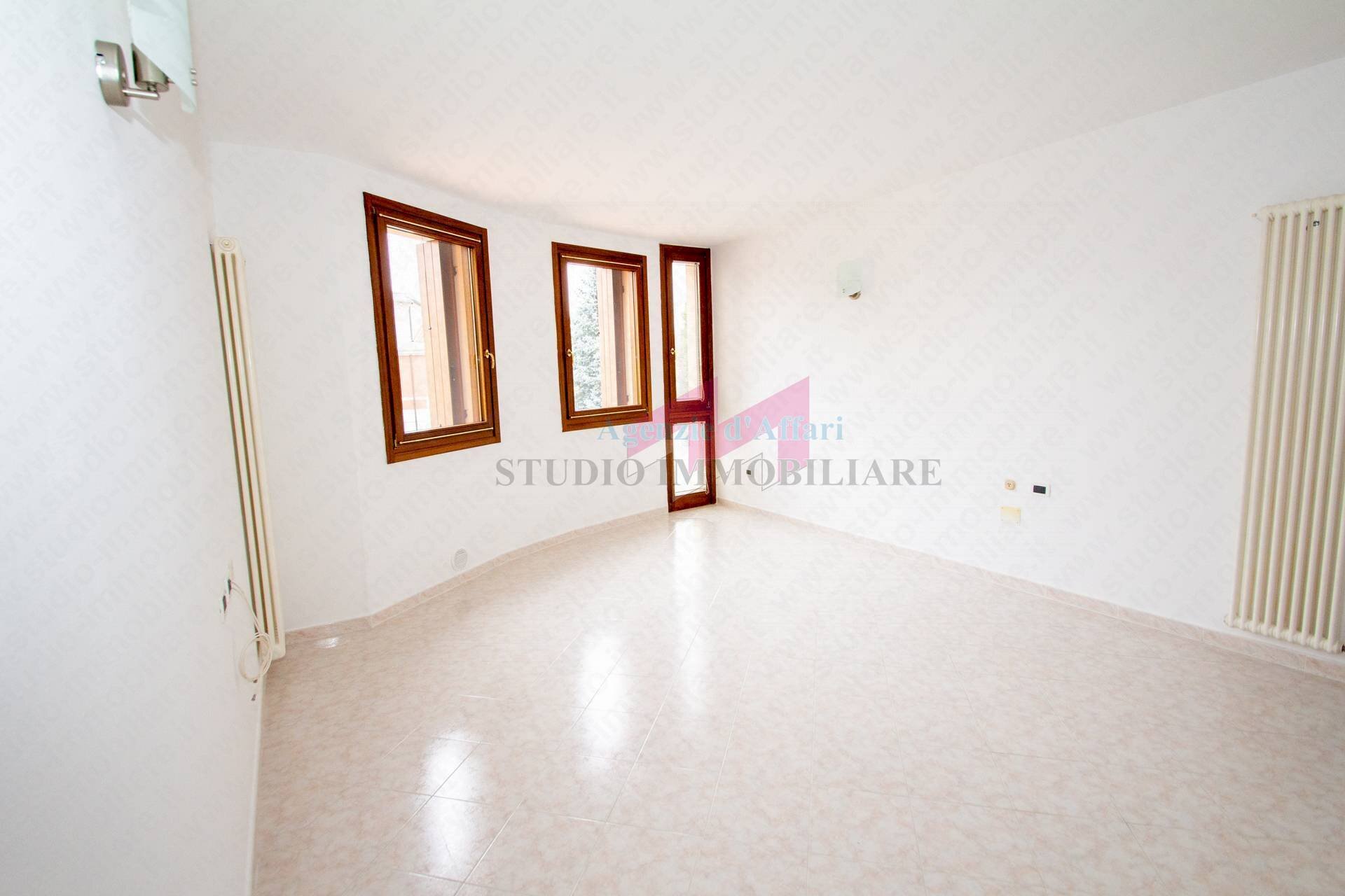 Foto 2 - Bilocale Via Mazzini
 
96, Bergantino - foto 2