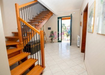 Foto 3 - Villa a Schiera via Api
 
485, Bergantino - foto 3