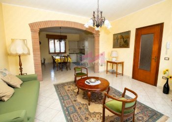 Foto 4 - Villa a Schiera via Api
 
485, Bergantino - foto 4