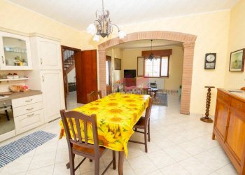 Foto 5 - Villa a Schiera via Api
 
485, Bergantino - foto 5