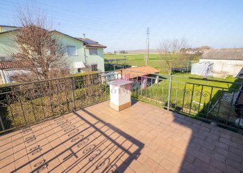 Foto 17 - Villa a Schiera via Api
 
485, Bergantino - foto 17