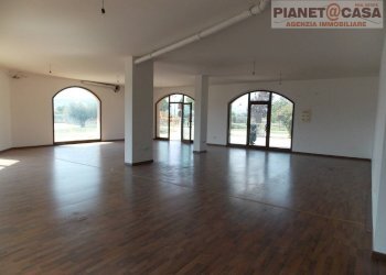 Foto 3 - Locale Commerciale Via Giorgio Le Pira, Monsampolo del Tronto - foto 3