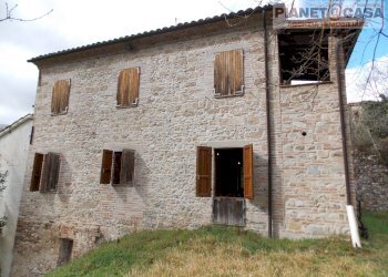 Foto 1 - Casa indipendente Contrada Gattari di Garulla, Sarnano - foto 1
