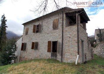 Foto 2 - Casa indipendente Contrada Gattari di Garulla, Sarnano - foto 2