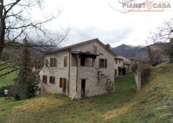 Foto 4 - Casa indipendente Contrada Gattari di Garulla, Sarnano - foto 4