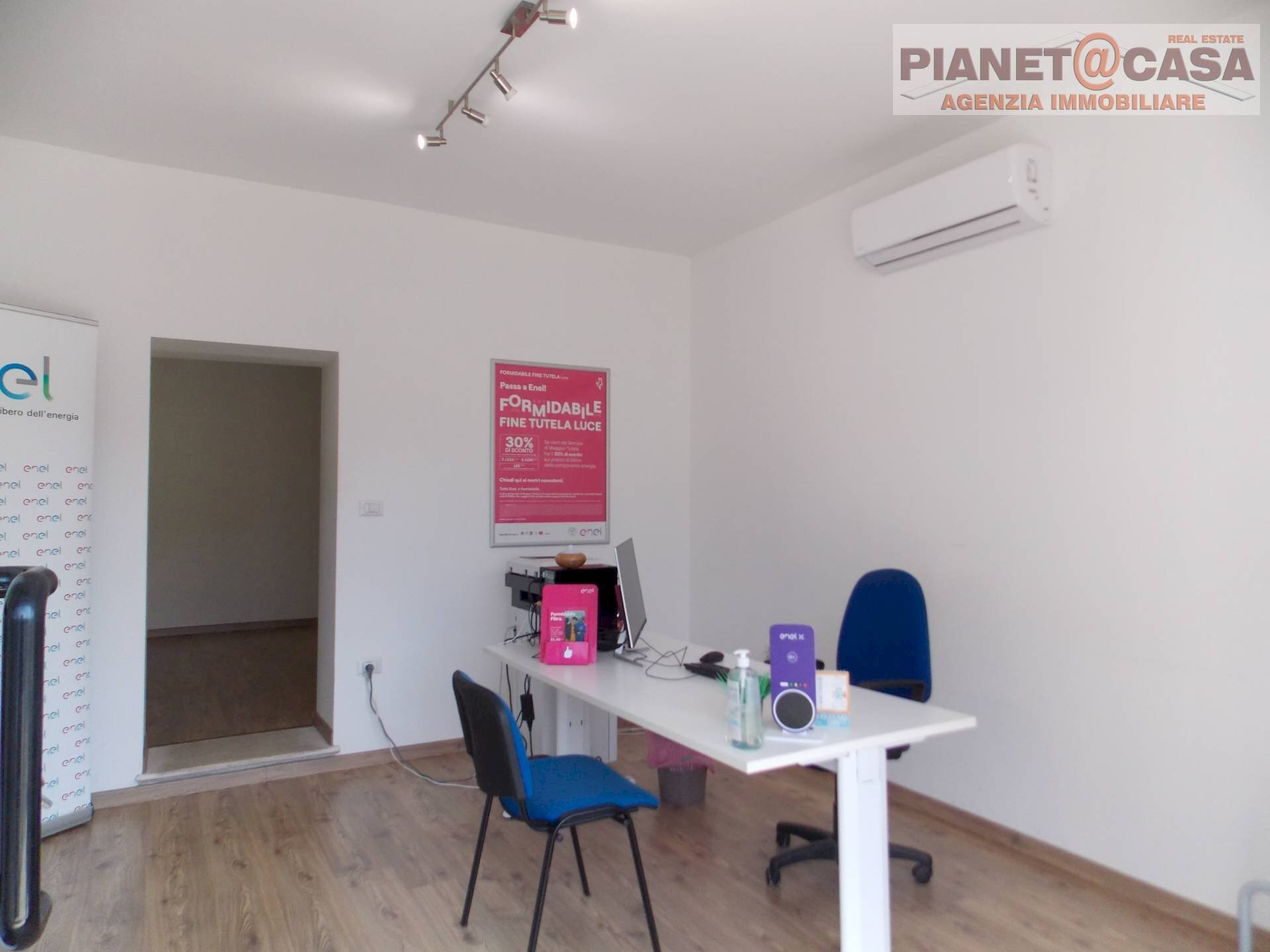 Foto 3 - Commercial Premises Piazza Kennedy, Spinetoli - photo 3