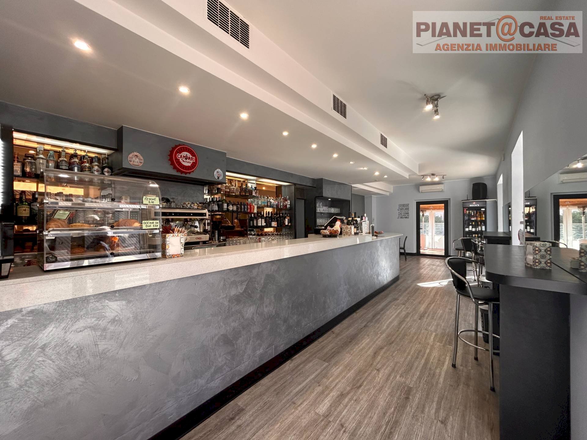 Foto 1 - Attività Commerciale via Alcide De Gasperi, Spinetoli - foto 1