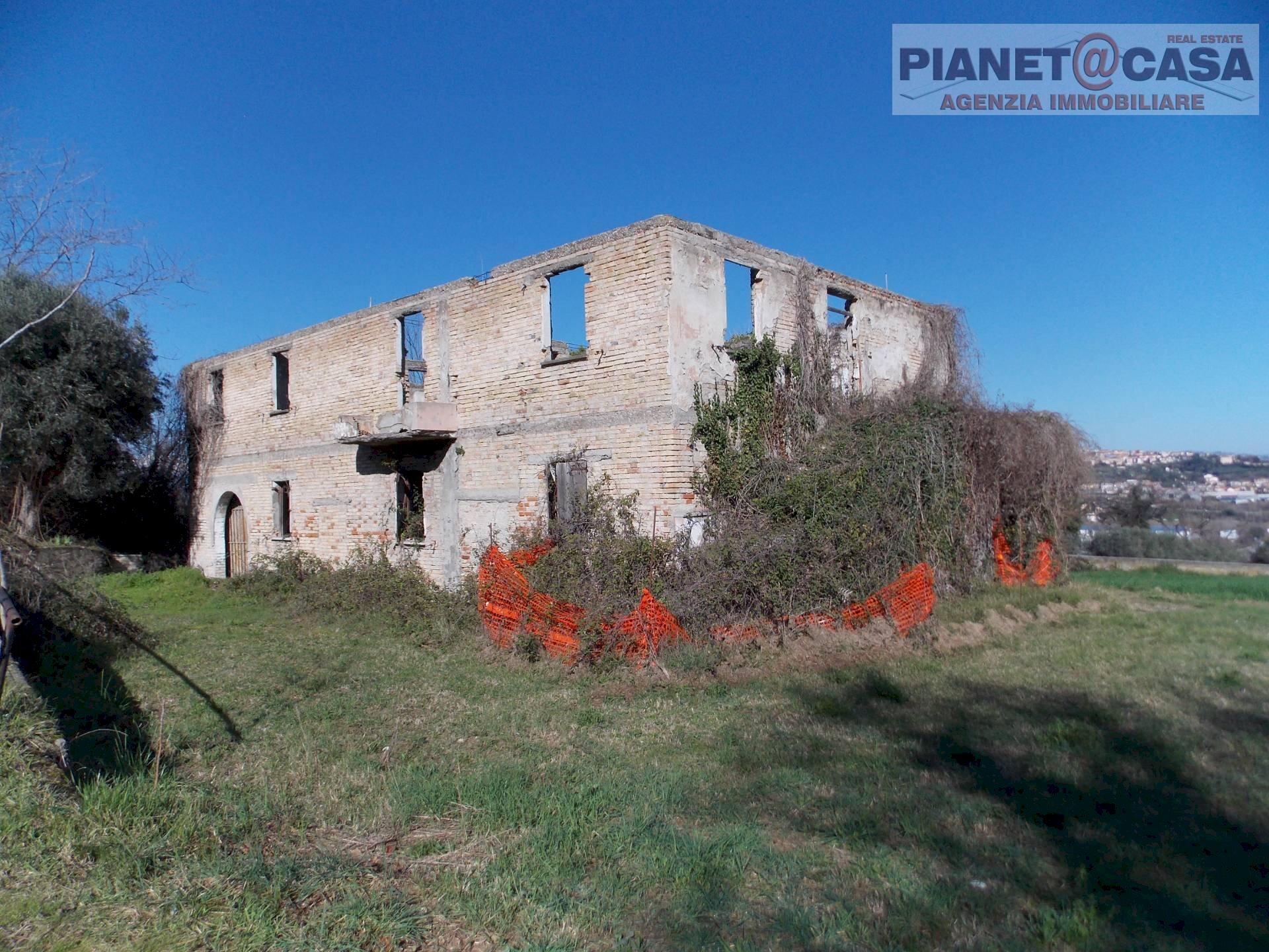 Foto 1 - Casa indipendente Contrada Tronto, Ancarano - foto 1