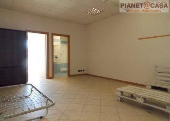 Foto 12 - Locale Commerciale Via Del Cacciatore, San Benedetto del Tronto - foto 12