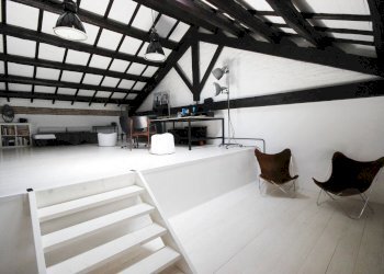 Foto 5 - Locale Commerciale Via Ferrari
 
2, Castelmassa - foto 5