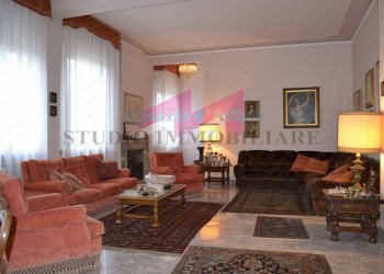 Foto 3 - Casa semi indipendente Via C. Battisti
 
11, Castelmassa - foto 3