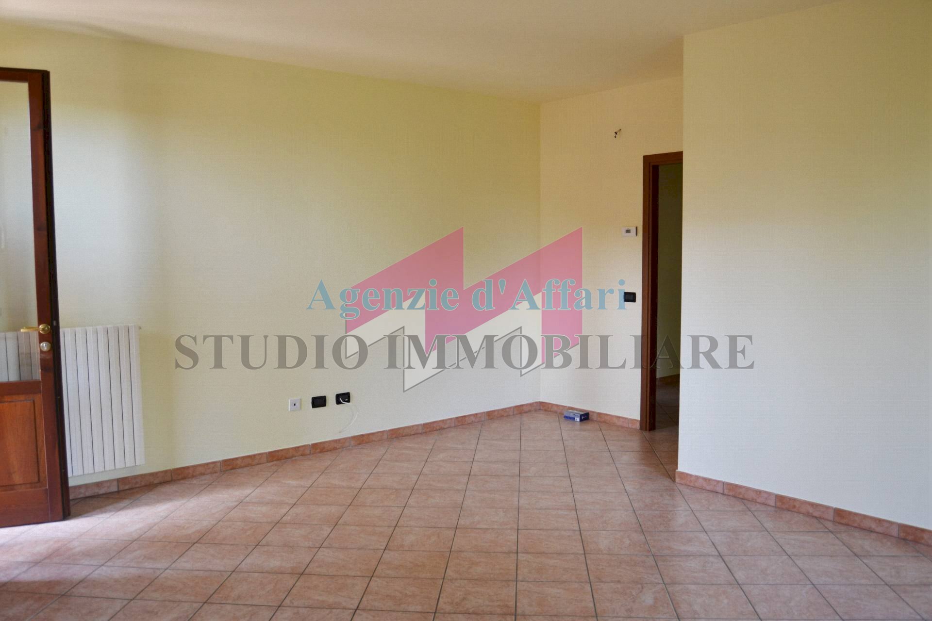 Foto 3 - Three-room apartment Via C. Dalla Chiesa
 
1, Castelmassa - photo 3