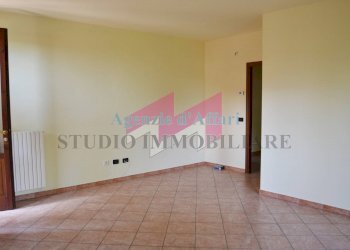 Foto 3 - Trilocale Via C. Dalla Chiesa
 
1, Castelmassa - foto 3