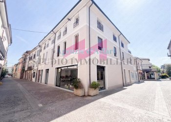 Foto 1 - Casa semi indipendente via angelo berzuini
 
3, Sermide e Felonica - foto 1