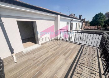 Foto 4 - Casa semi indipendente via angelo berzuini
 
3, Sermide e Felonica - foto 4