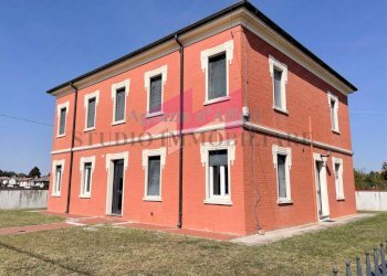 Foto 1 - Villa Via Enrico Fermi
 
568, Ceneselli - foto 1