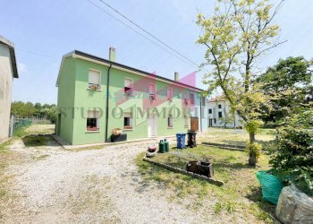 Foto 1 - Independent house Via Ca' Matte
 
35, Castelmassa - photo 1