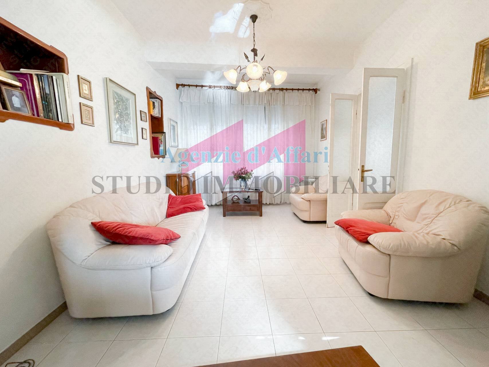 Foto 2 - Casa indipendente Piazza Della Libertà
 
110, Castelmassa - foto 2