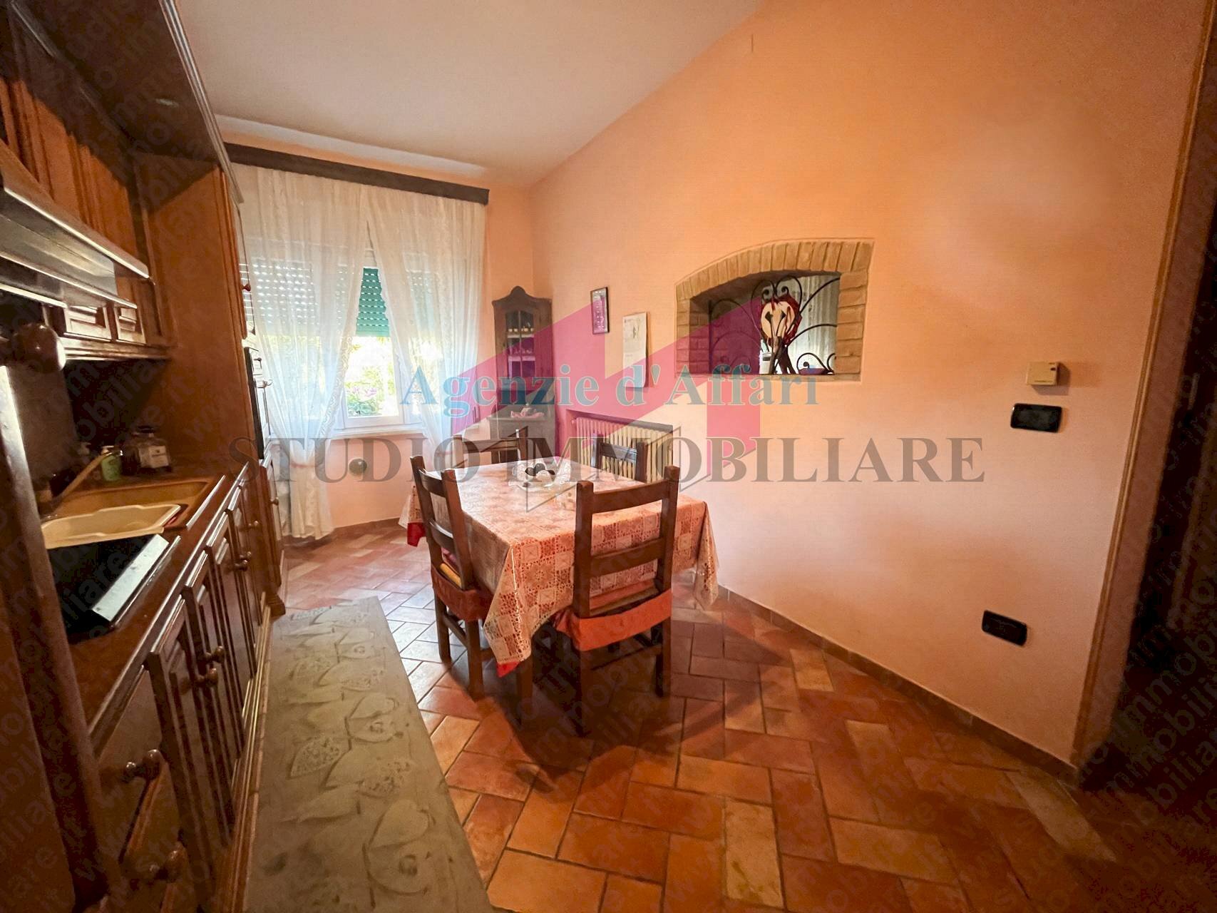 Foto 2 - Casa semi indipendente piazza guglielmo marconi
 
155, Ceneselli - foto 2