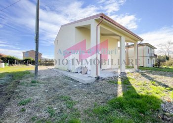 Foto 2 - Independent house Via Pio
 
2, Castelmassa - photo 2