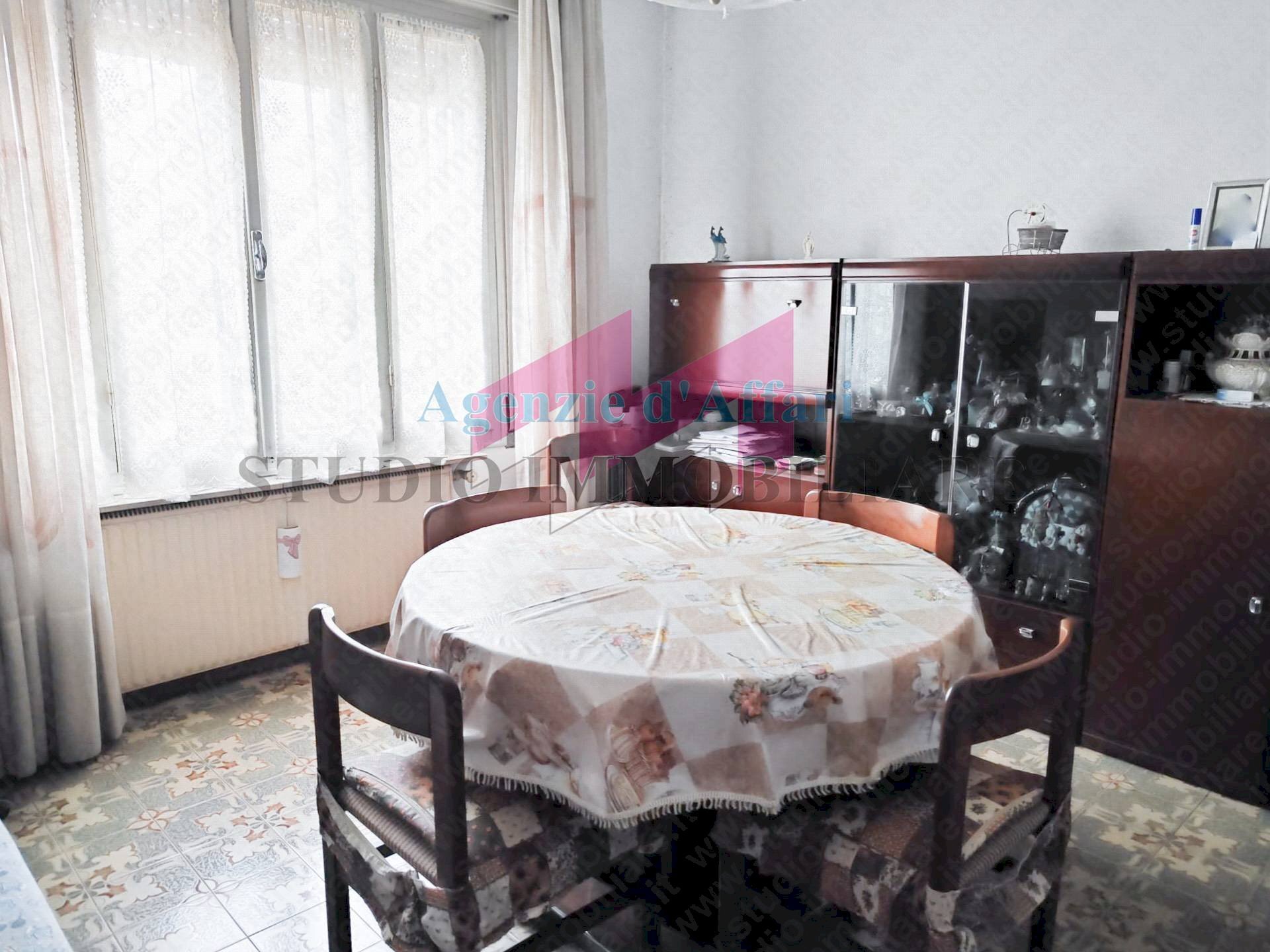 Foto 2 - Casa indipendente Via Gramsci
 
25, Castelmassa - foto 2