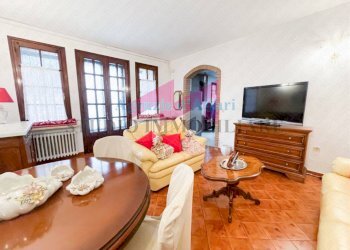 Foto 13 - Casa indipendente Piazza Municipale
 
708, Castelnovo Bariano - foto 13