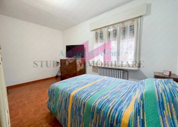 Foto 6 - Quadrilocale Piazza Municipale
 
708, Castelnovo Bariano - foto 6