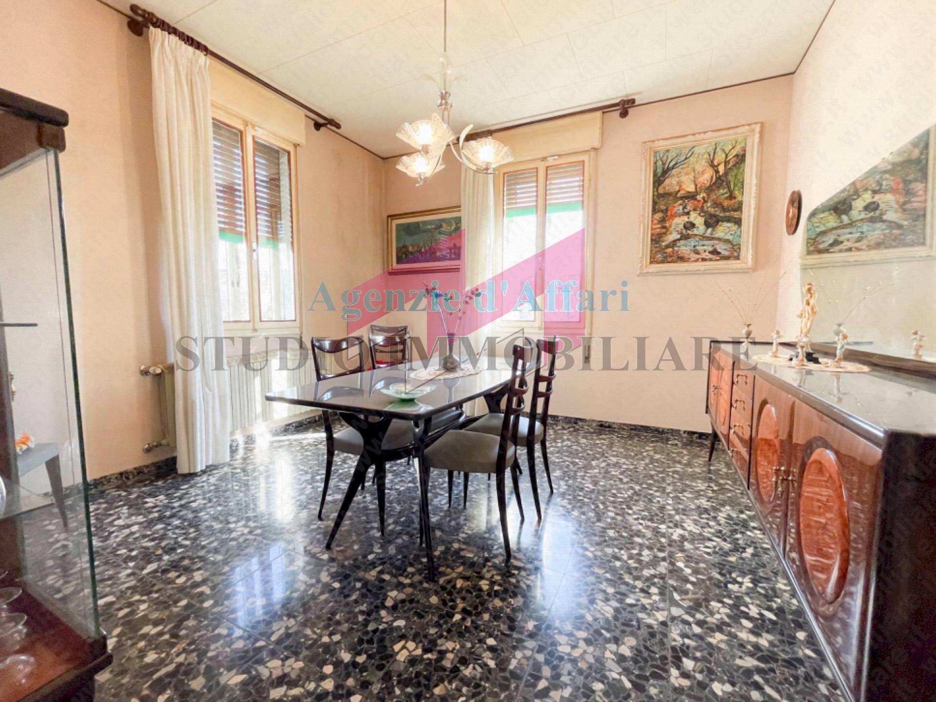 Foto 2 - Casa indipendente via leonardo da vinci
 
40, Castelmassa - foto 2