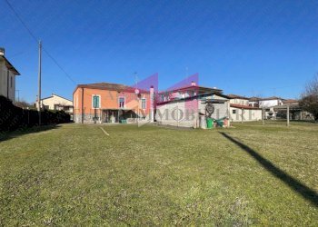 Foto 15 - Independent house via leonardo da vinci
 
40, Castelmassa - photo 15