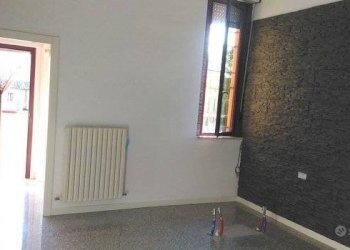 Foto 2 - Locale Commerciale Via Silvio Pellico, San Benedetto del Tronto - foto 2