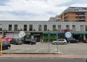 Foto 1 - Commercial Premises Via Dante Alighieri, Grottammare - photo 1