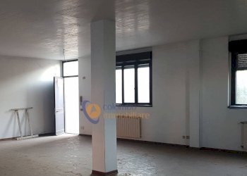 Foto 9 - Laboratorio Via Gerbone
 
22, Busto Arsizio - foto 8