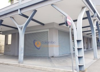 Foto 11 - Negozio corso Europa
 
6, Busto Arsizio - foto 10