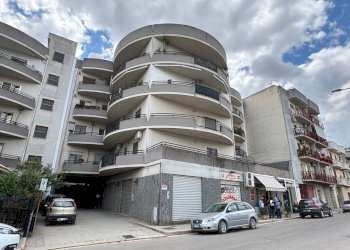 Foto 1 - Quadrilocale via alcide de gasperi
 
169, Canosa di Puglia - foto 1