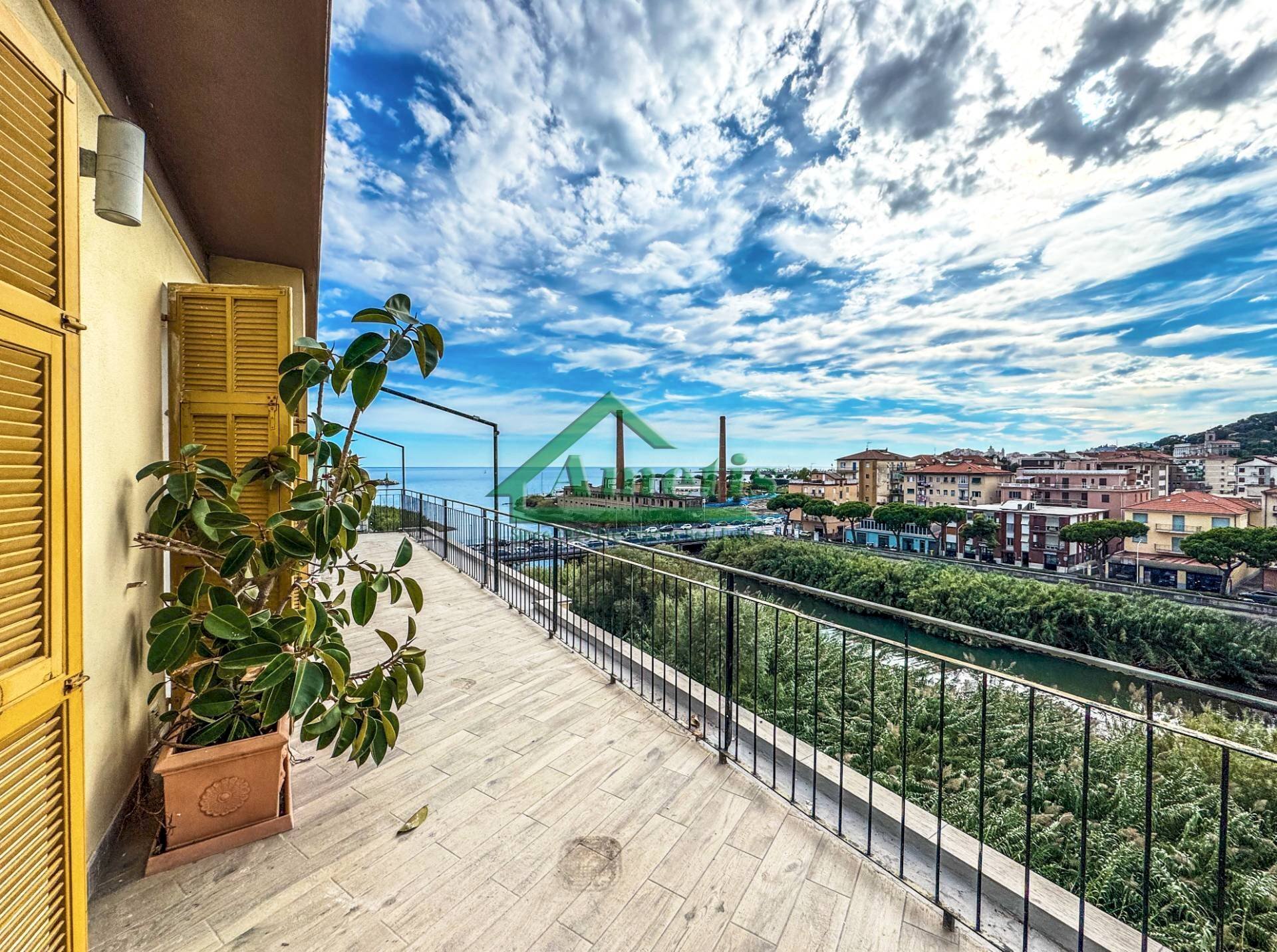 Foto 1 - Four-room apartment Oneglia centro, Imperia - photo 1