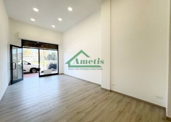 Foto 1 - Locale Commerciale Via Argine Destro, Imperia - foto 1