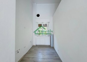 Foto 5 - Locale Commerciale Via Argine Destro, Imperia - foto 5