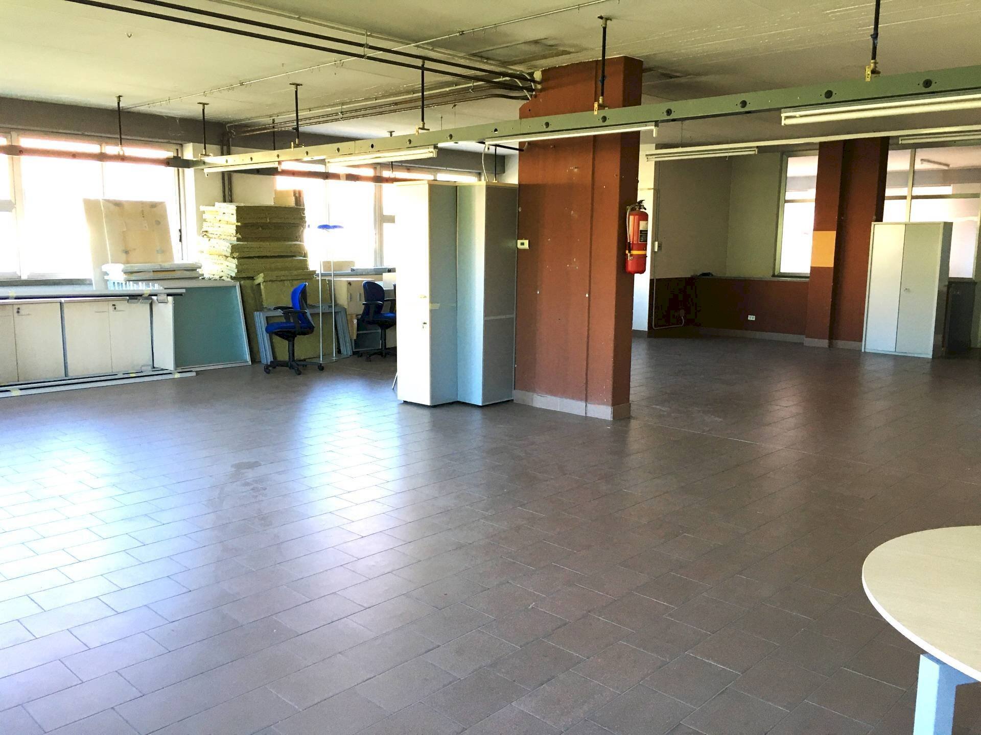 Foto 2 - Laboratorio Via Torino
 
2, Magnago - foto 2