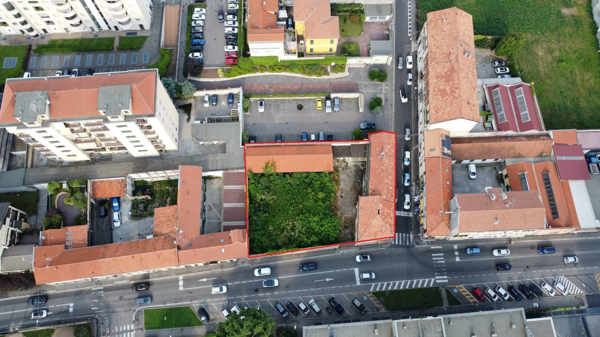 Foto 1 - Stable - Palace Via Magenta
 
15, Busto Arsizio - photo 1