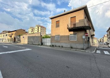 Foto 6 - Stabile - Palazzo Via Magenta
 
15, Busto Arsizio - foto 6