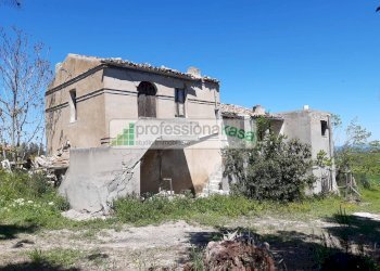 Foto 1 - Casa indipendente Montenero di Bisaccia - foto 1