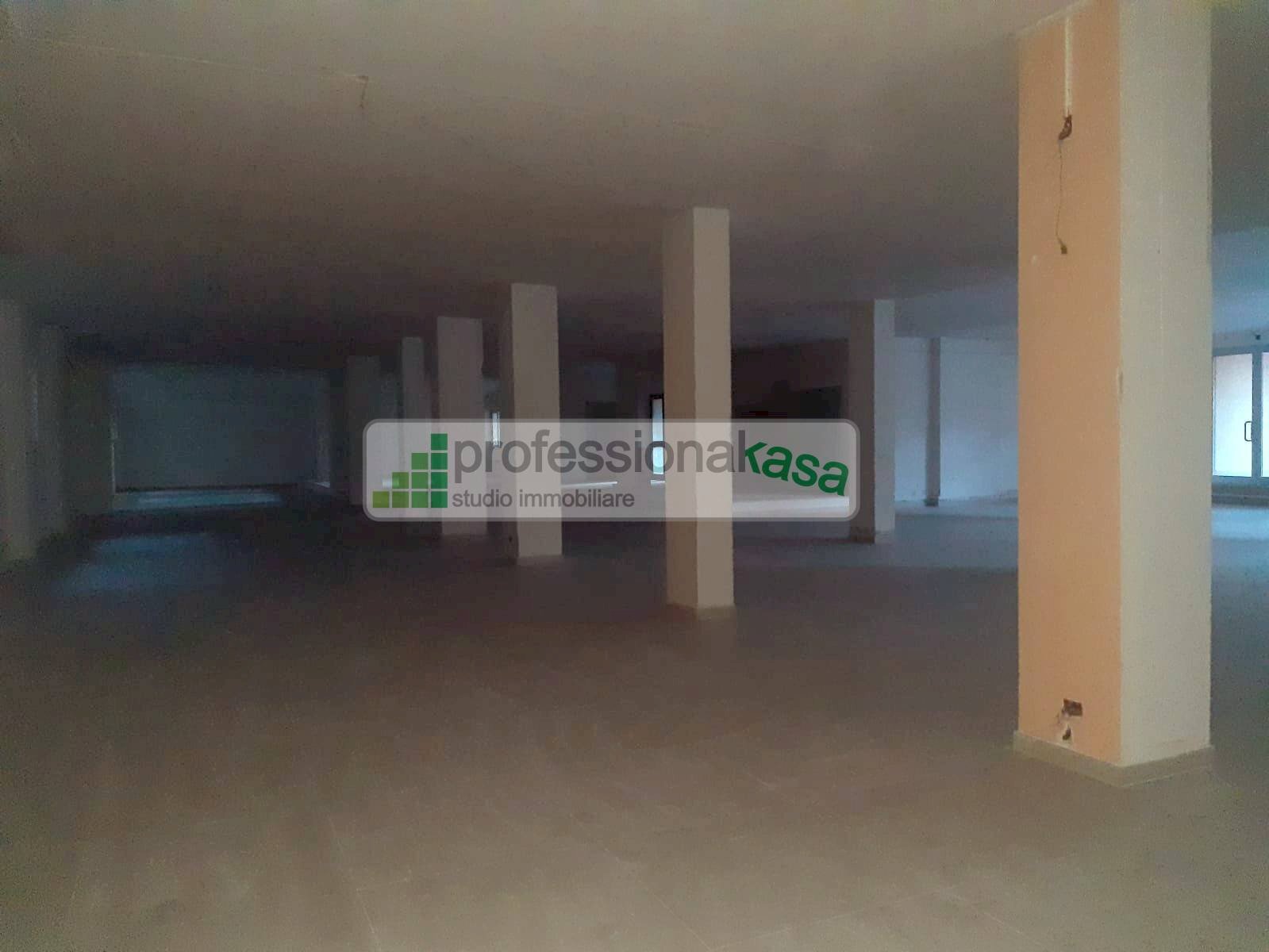 Foto 2 - Locale Commerciale Centrale Commerciale, Vasto - foto 2