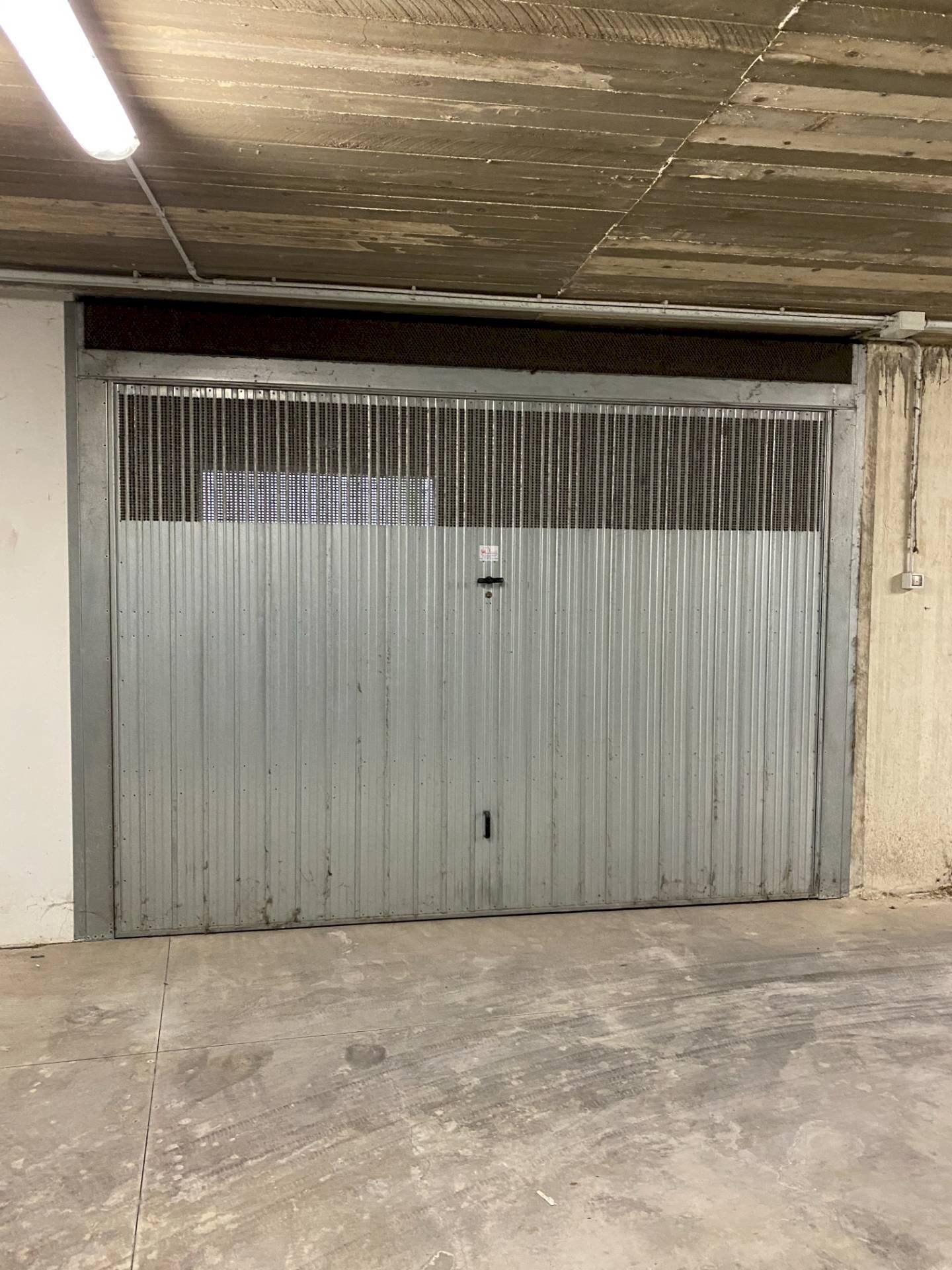 Foto 2 - Box Viale Europa
 
4, Magliano di Tenna - foto 2