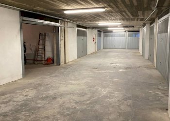 Foto 1 - Box Viale Europa
 
4, Magliano di Tenna - foto 1