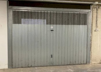 Foto 2 - Box Viale Europa
 
4, Magliano di Tenna - foto 2