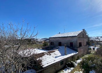 Foto 6 - Independent house via Enrico Fermi
 
15, Falerone - photo 6