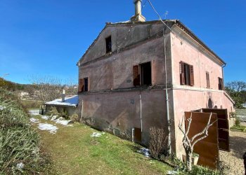 Foto 28 - Independent house via Enrico Fermi
 
15, Falerone - photo 28