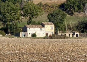 Foto 1 - Independent house santa croce, Montegiorgio - photo 1