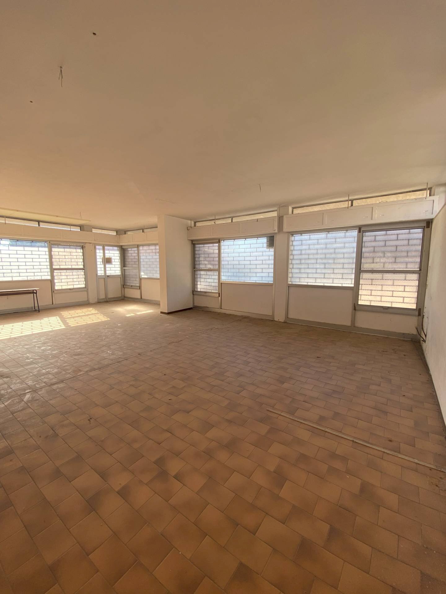 Foto 2 - Attività Commerciale via Leonardo da Vinci, Montegiorgio - foto 2